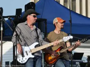 Big Sky Country, Eli Young Band - Empire State Plaza