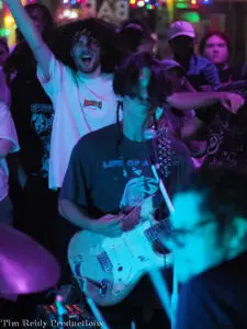 Tagabow, Waveform, Teethe - No Fun