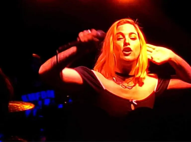 Recap: Cassadee Pope, Natalia Taylar and The Foxies at Empire Underground