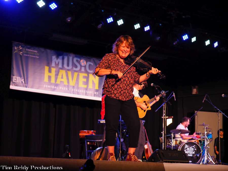Eileen Ivers, The McKrells - Music Haven