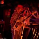P1431893