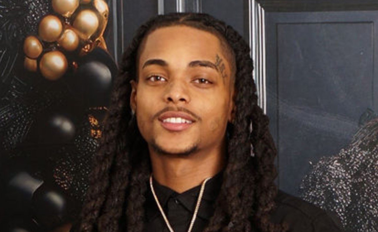 Shane Capone Rapper SL Capone - Interview - A Hot Minute - Radioradiox.com