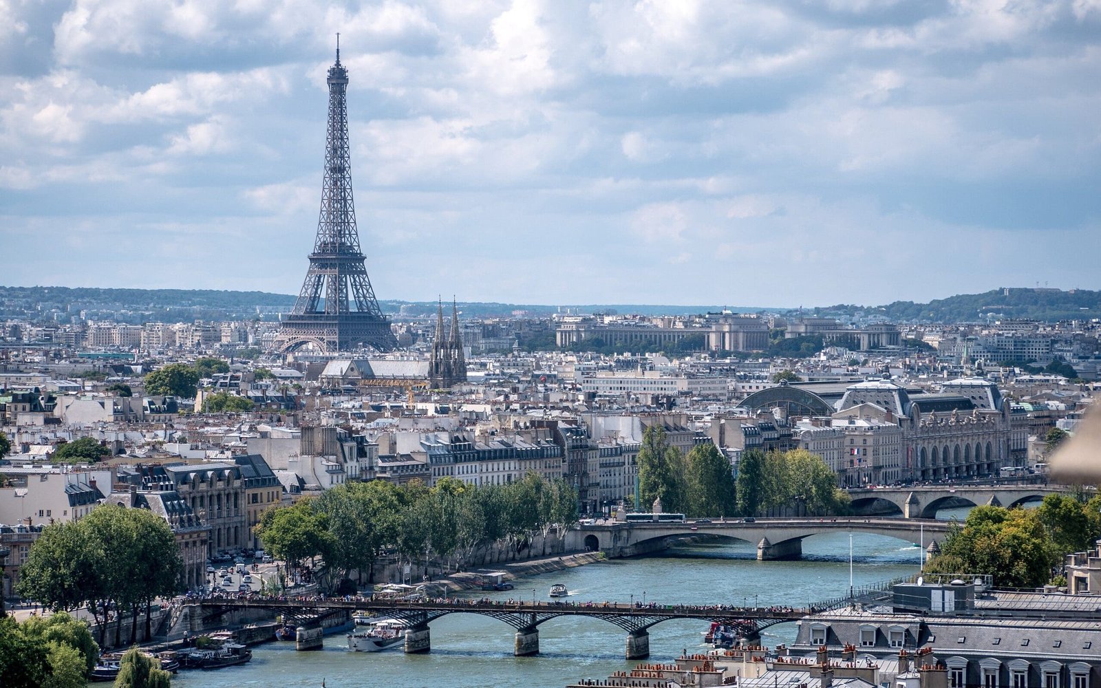 Fake Paris