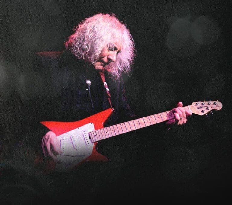 Albert Lee at The Strand Theatre for Matinee Performance