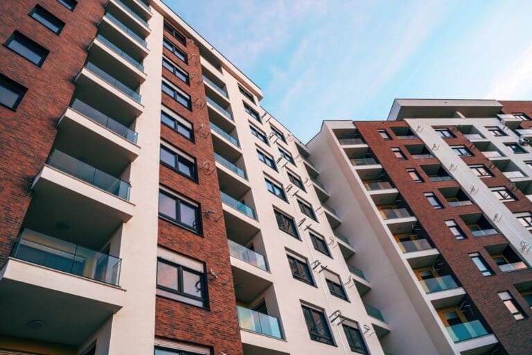 The Building Inspector – The Weird Side of the Internet