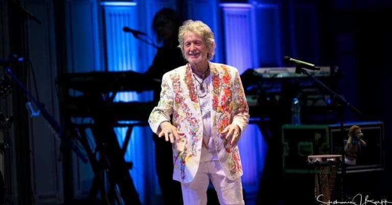 Jon Anderson and the Band Geeks: Still Reaching for the Top of the World